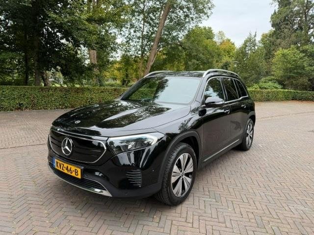 Mercedes-Benz EQB 250+ luxury Line 71kWh SOH 96% Panoramadak, Gebruikt, EQB, Zwart, Origineel Nederlands