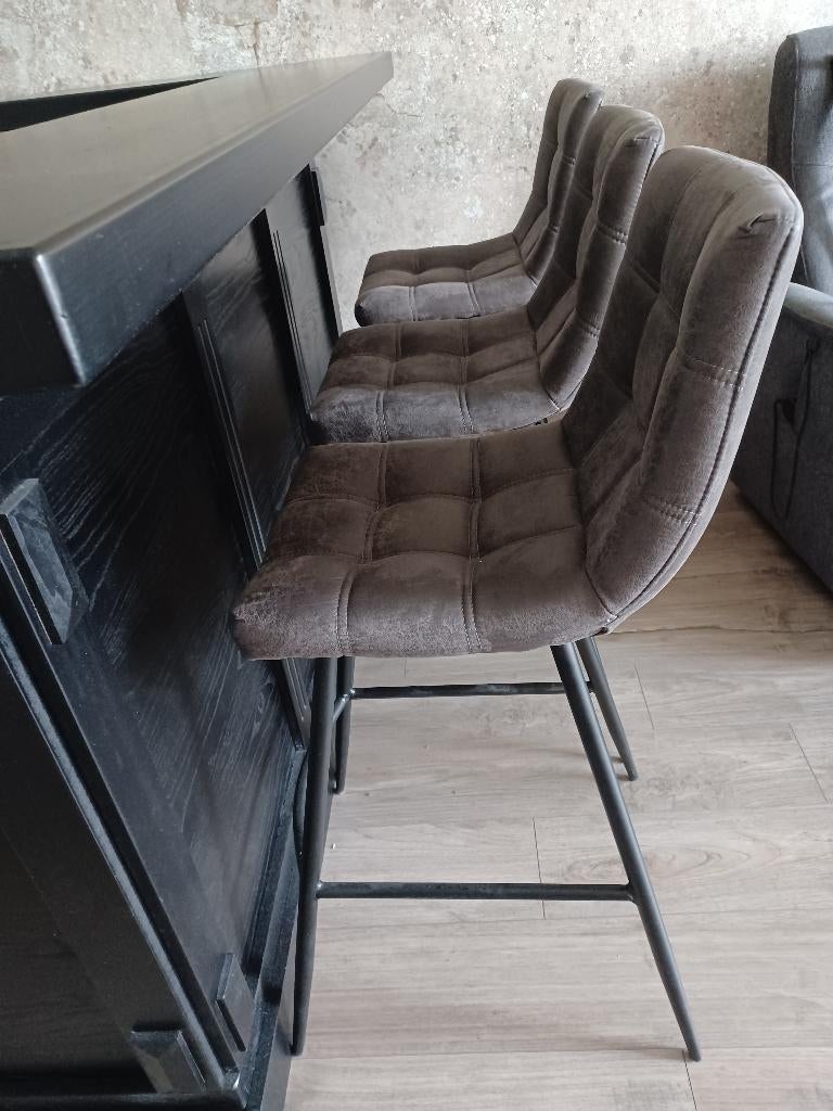 Bar met bar stoelen, Huis en Inrichting, Barren, Ophalen, Zo goed als nieuw, Inclusief barstoelen