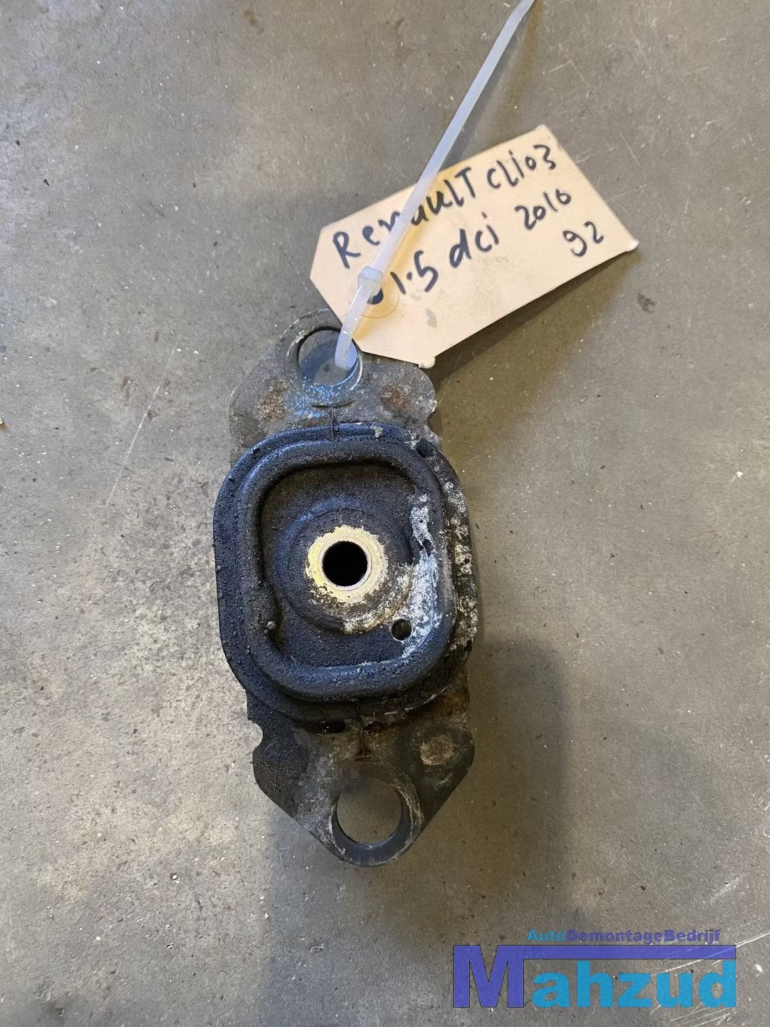 RENAULT CLIO 3 Versnellingsbak steun onder zijkant, Auto-onderdelen, Info@fabrikant.eu, Fabrikantstraat 1
1000 AA  Amsterdam, NL