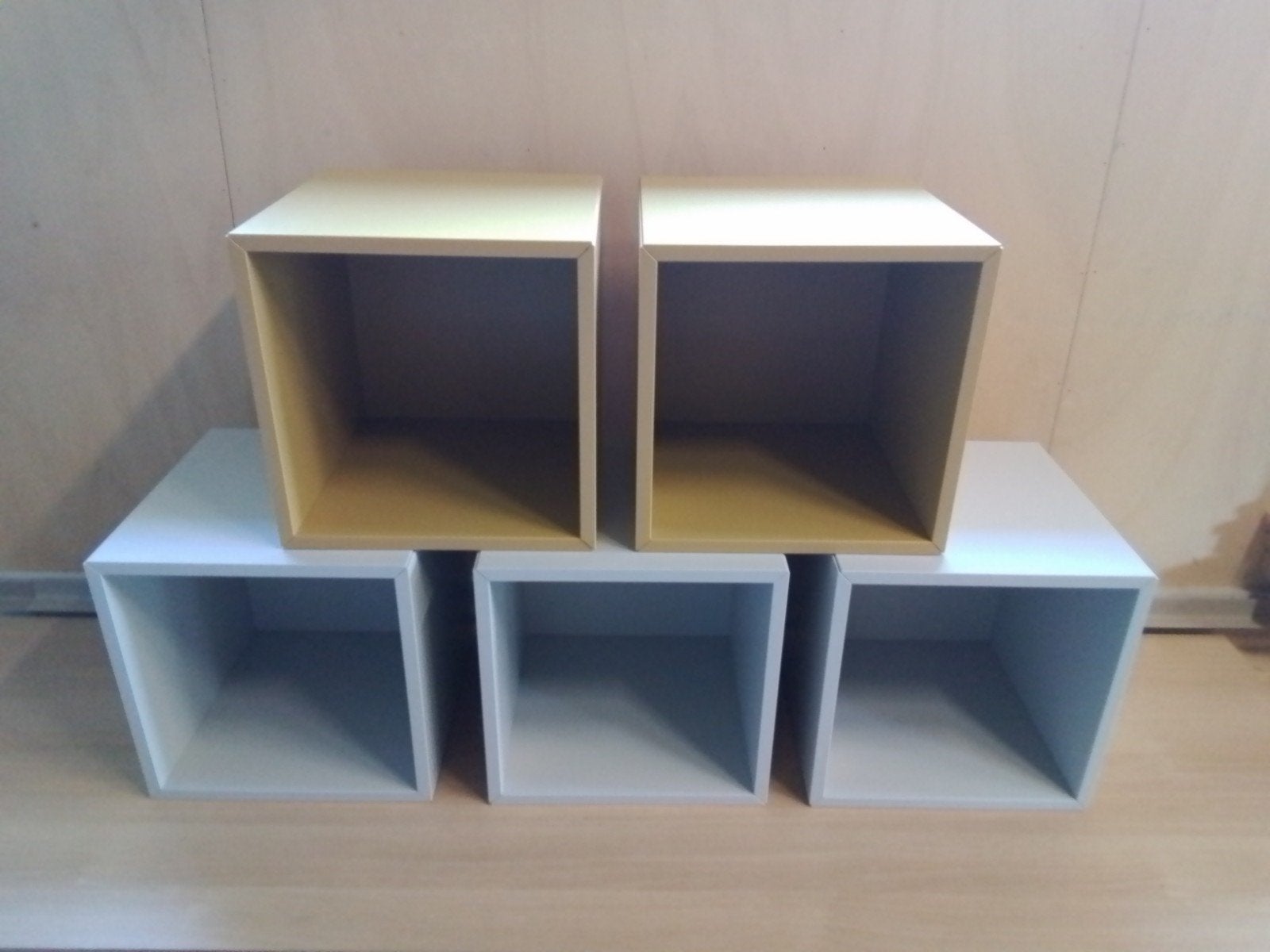 Ikea opberg kubussen (5 stuks) met rails. (35 x 35 x 35 cm.), Ophalen, Zo goed als nieuw