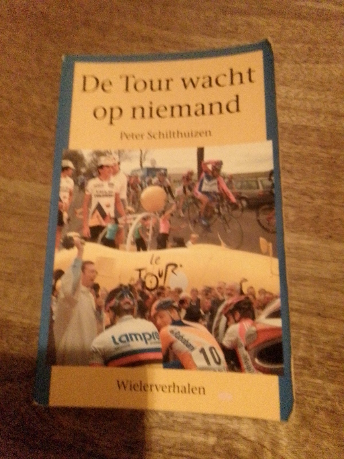 Wielrenners boeken: diverse titels over de wielersport, Ophalen of Verzenden, Gelezen, Diverse auteurs, Lopen en Fietsen