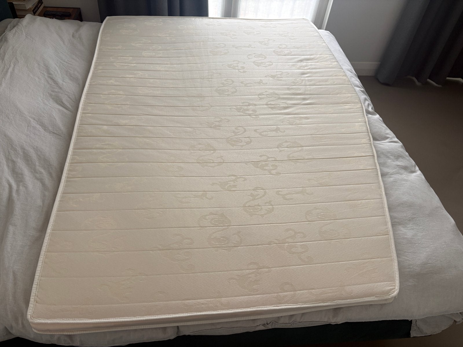 Topper voor frans bed 1.31x1.93, Caravans en Kamperen, Caravan accessoires, Ophalen, Zo goed als nieuw