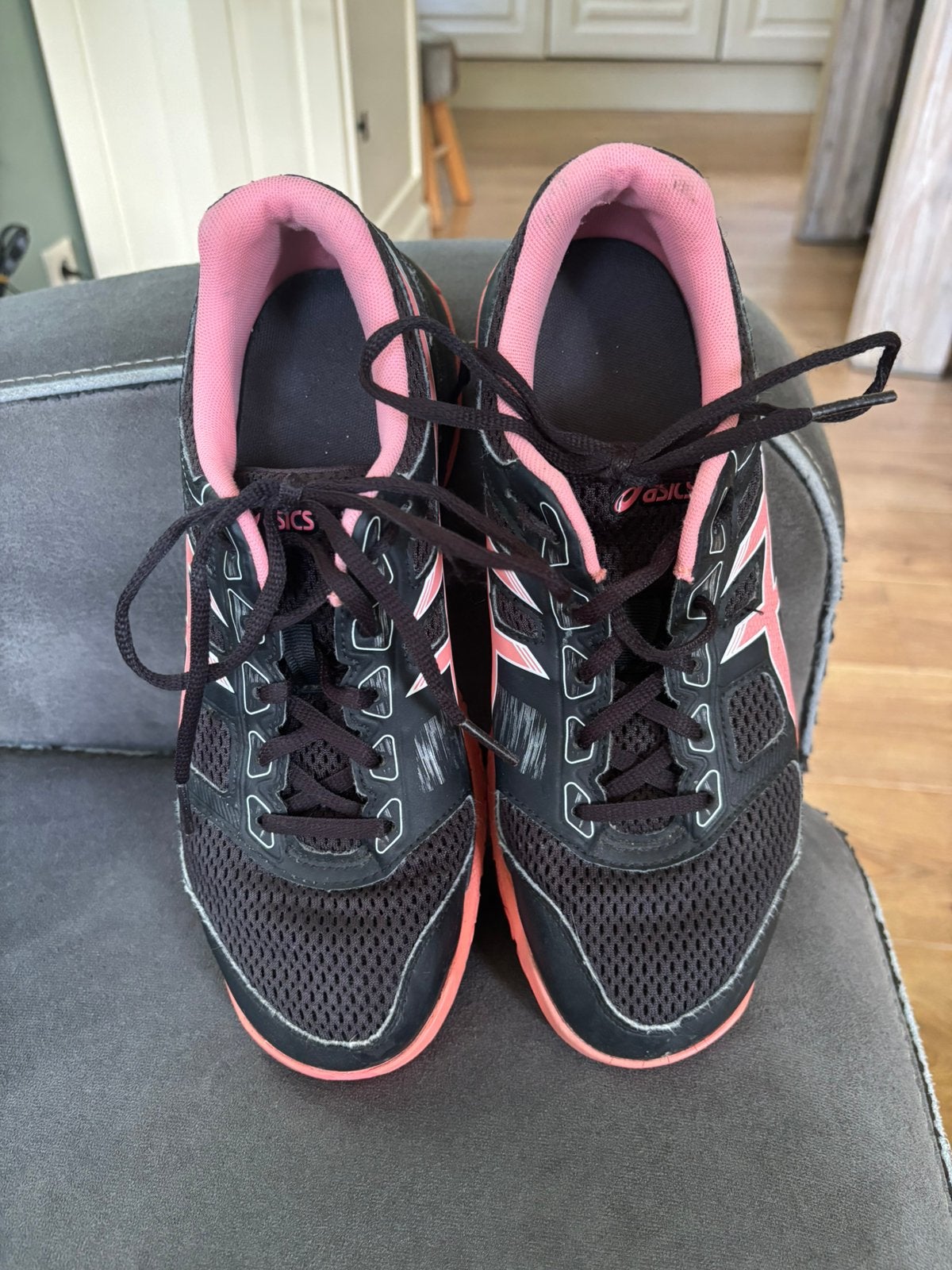 Asics gel flare zaalschoenen maat 40, Gebruikt, Overige typen, Ophalen of Verzenden, Overige sporten