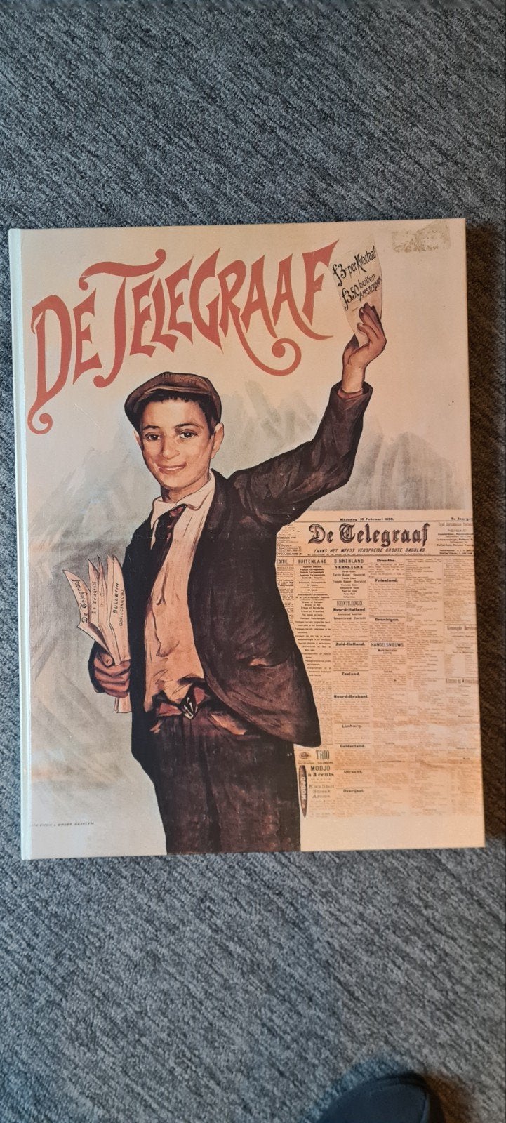 100 Jaar Telegraaf, Ophalen of Verzenden, Zo goed als nieuw