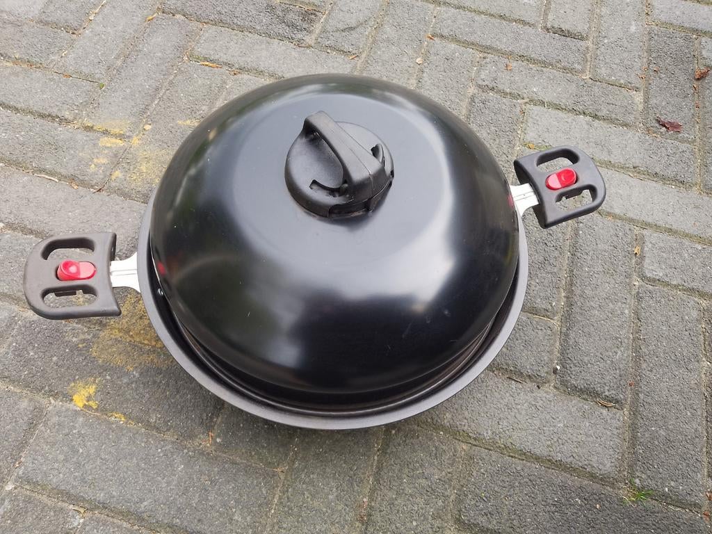 Compacte houtskoolbarbecue met deksel en rooster, Ophalen