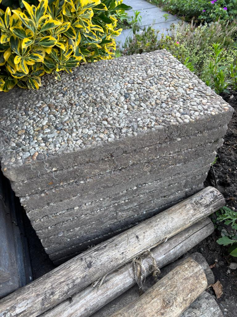 10 grindtegels 40x60cm, totaal 2.4m2 - Gratis af te halen, Tuin en Terras, Ophalen, Gebruikt, Minder dan 5 m², Grind