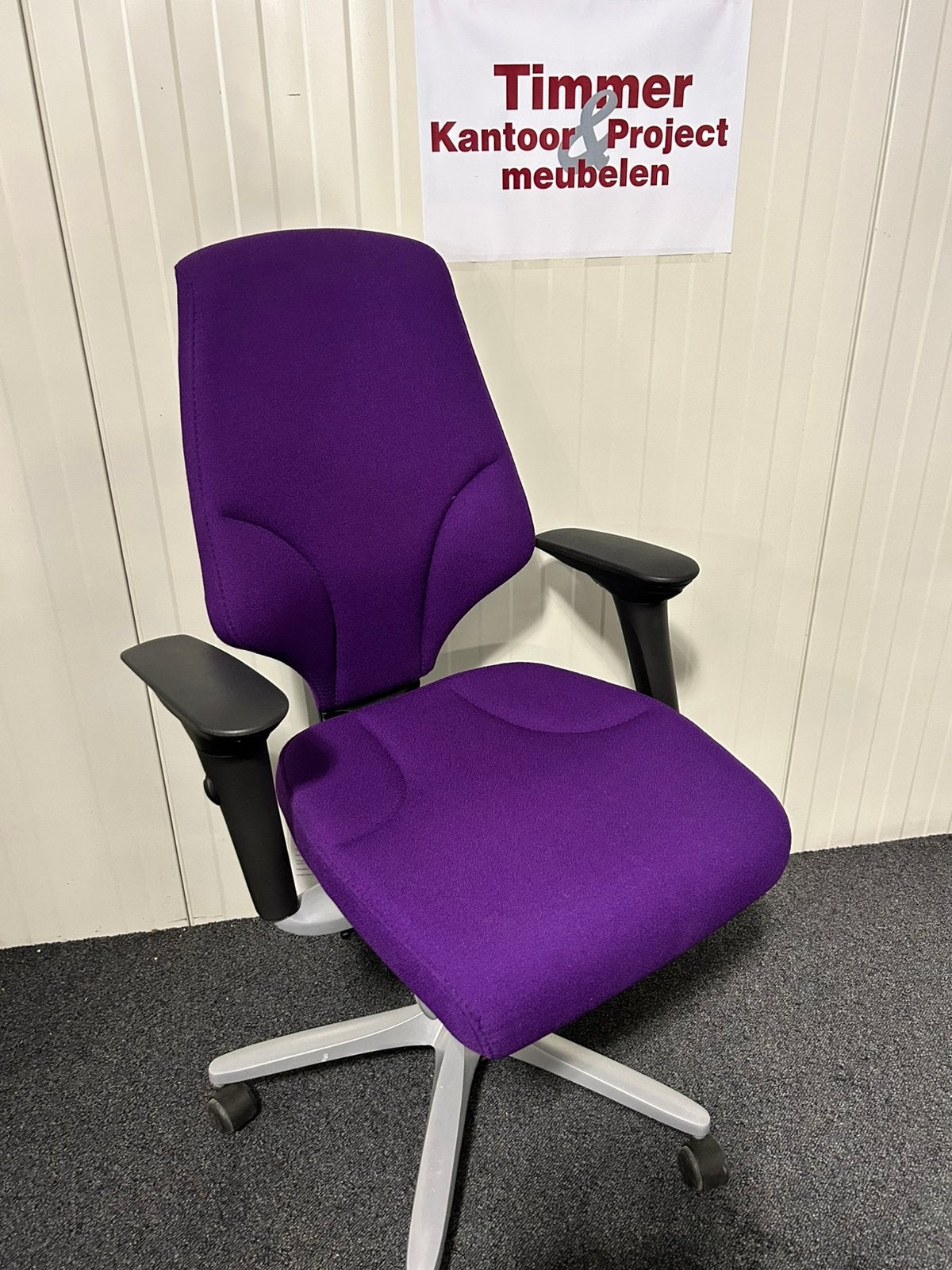 Giroflex 64 XL met lende steun, comfort stof 4d armleuning, Gebruikt, Paars, Ophalen of Verzenden, Bureaustoel