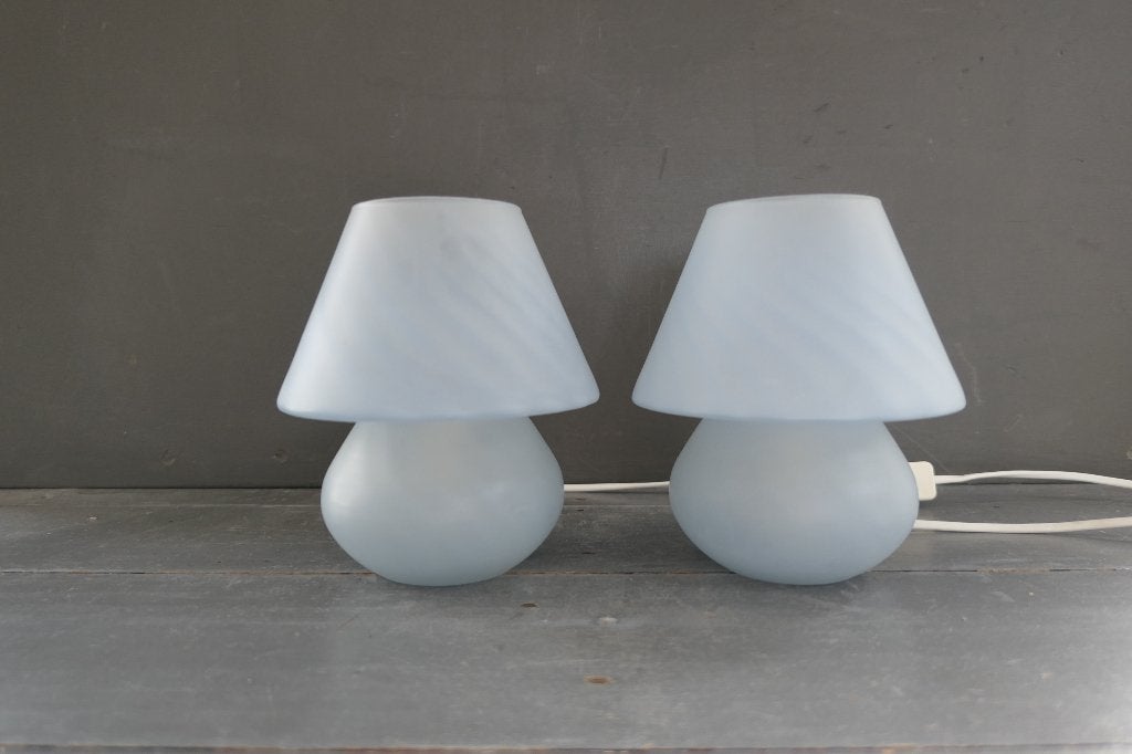 Vintage Vianne lichtblauwe glazen mushroom lampen, Blauw, Vintage, Verzenden, 19 cm
