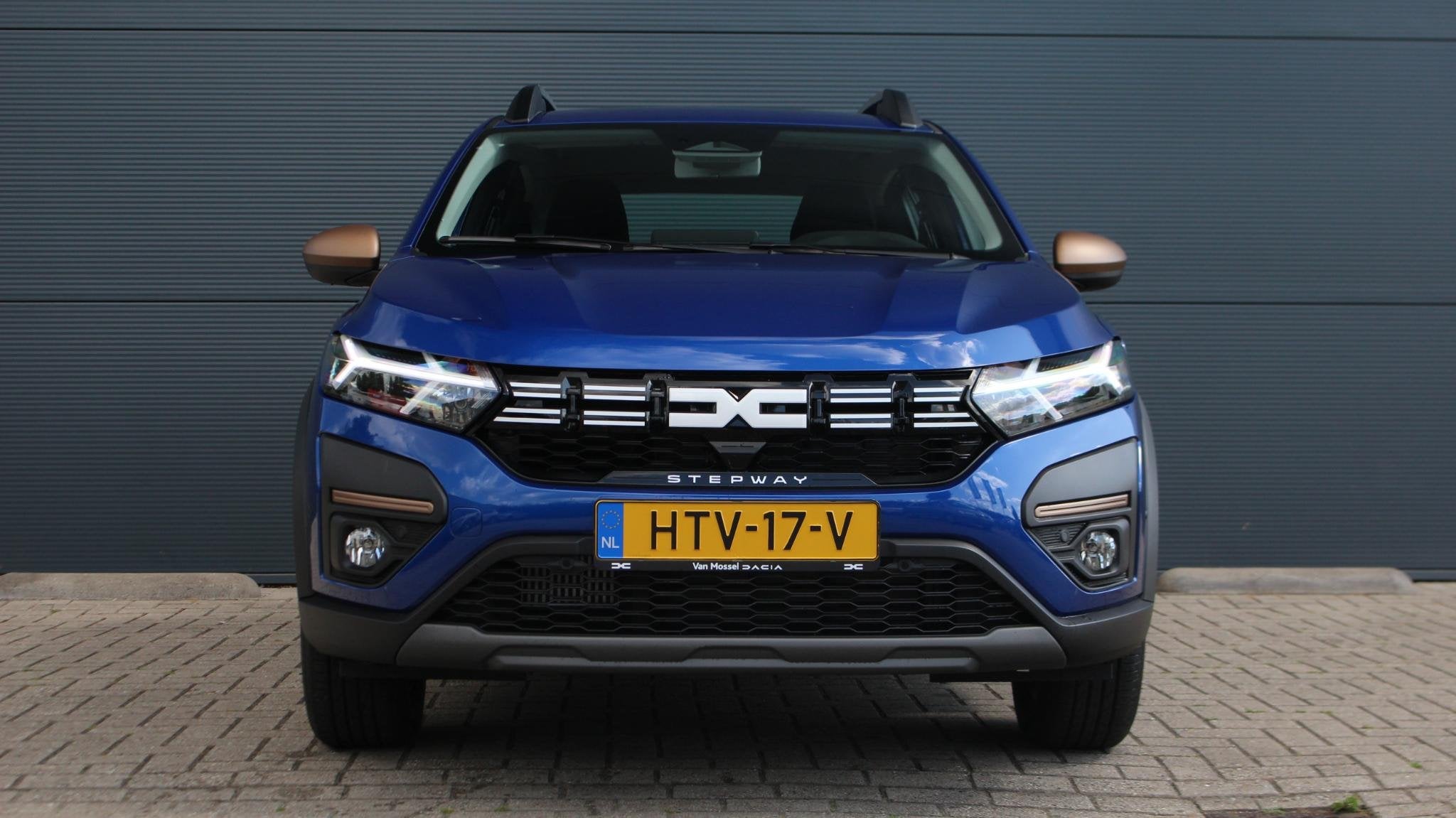 Dacia Sandero Stepway 1.1 TCe 110Pk Extreme | Navigatie | Pa, Voorwielaandrijving, Stof, Blauw, Bedrijf