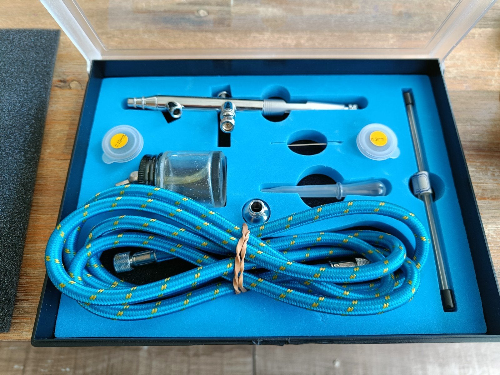 Airbrush set met compressor - Zo goed als nieuw, Ophalen of Verzenden, Zo goed als nieuw, Airbrush en Toebehoren