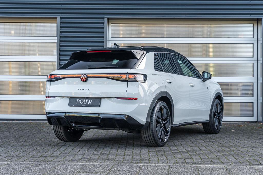 Volkswagen T-Roc 1.5 eTsi 150pk R-Line First Edition | Tech, Auto's, Volkswagen, 1498 cc, 4 cilinders, Wit, Bedrijf