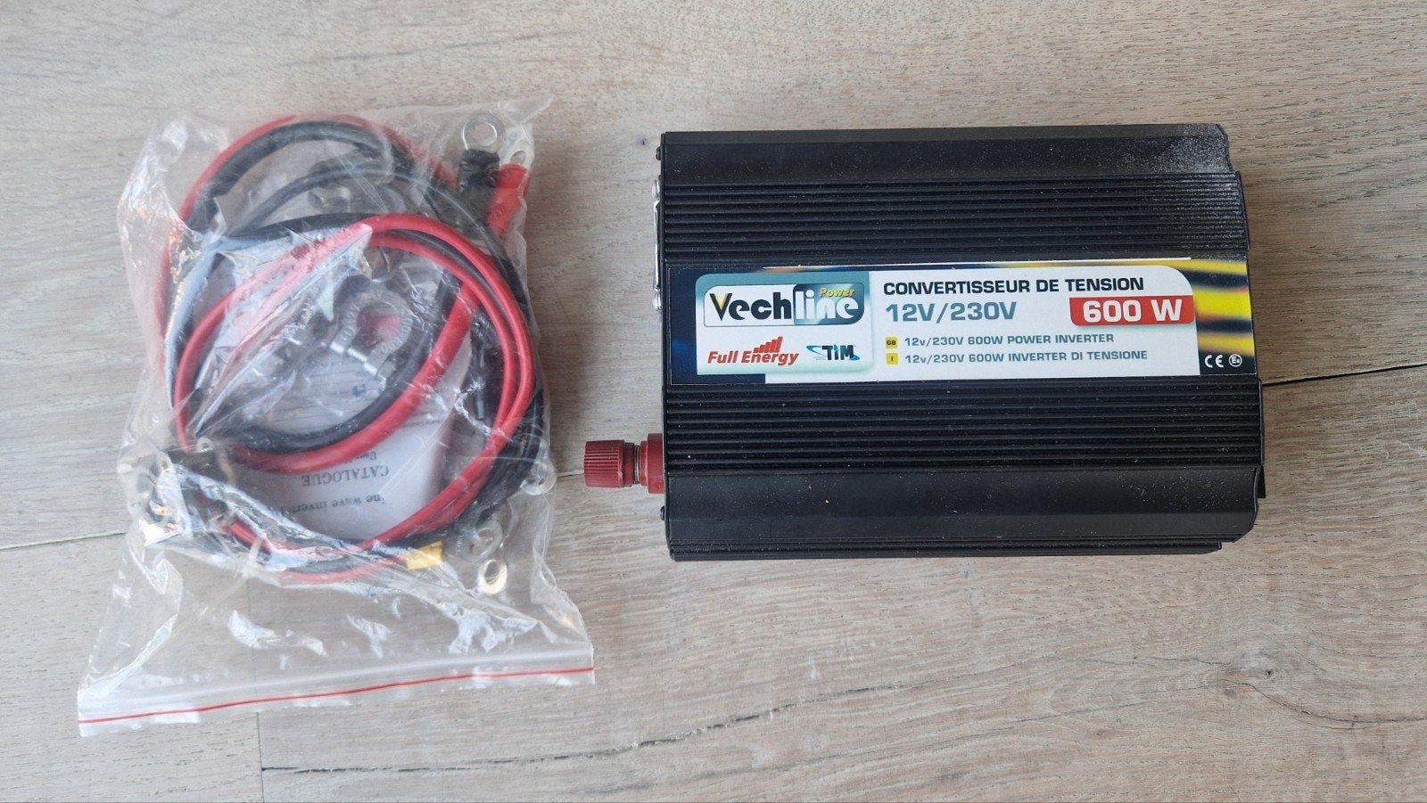 VechiLine Omvormer 12V/230V 600W, Ophalen of Verzenden, Gebruikt