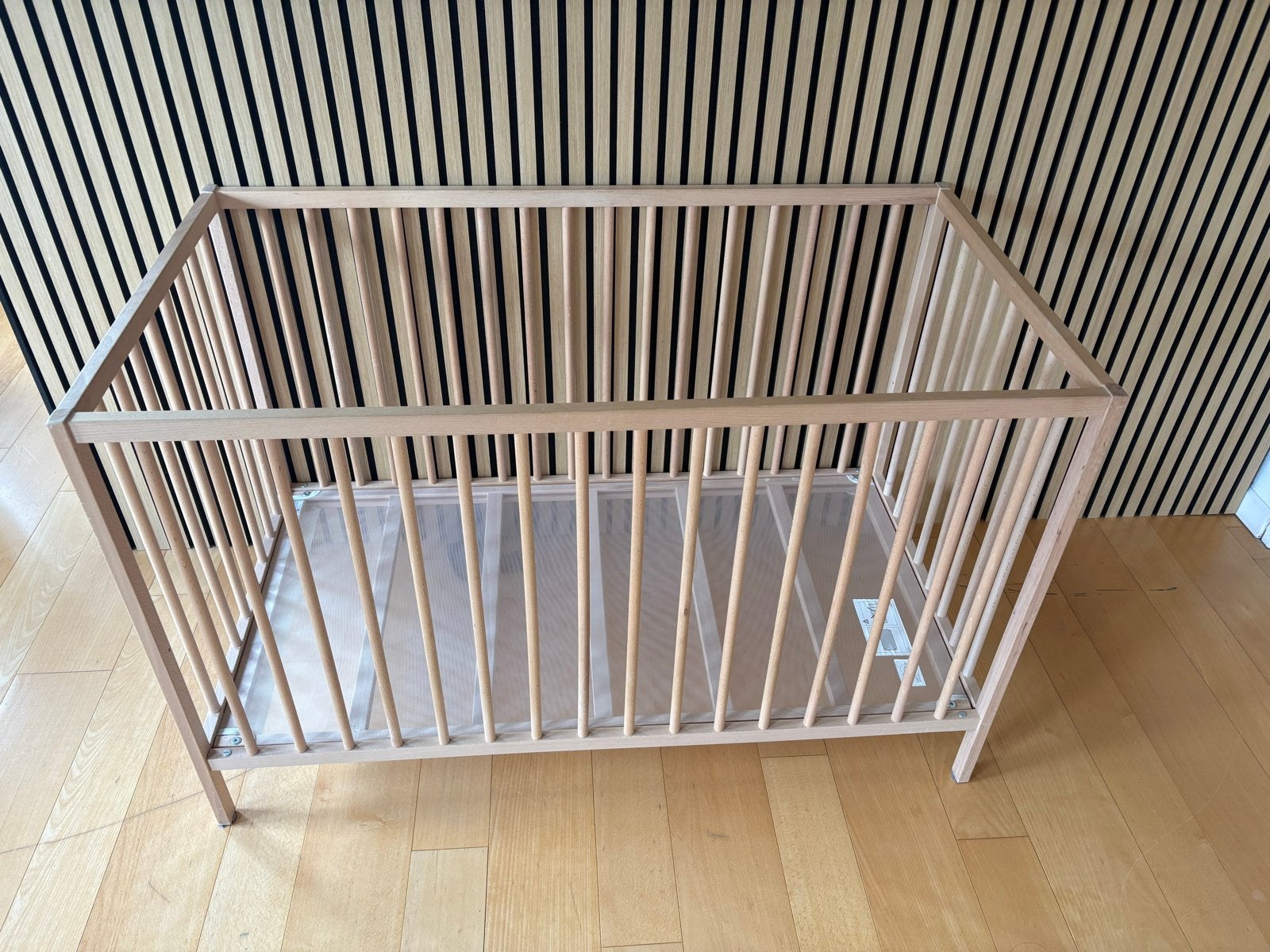 IKEA babybedje, zo goed als nieuw, Ophalen, Zo goed als nieuw, Ledikant