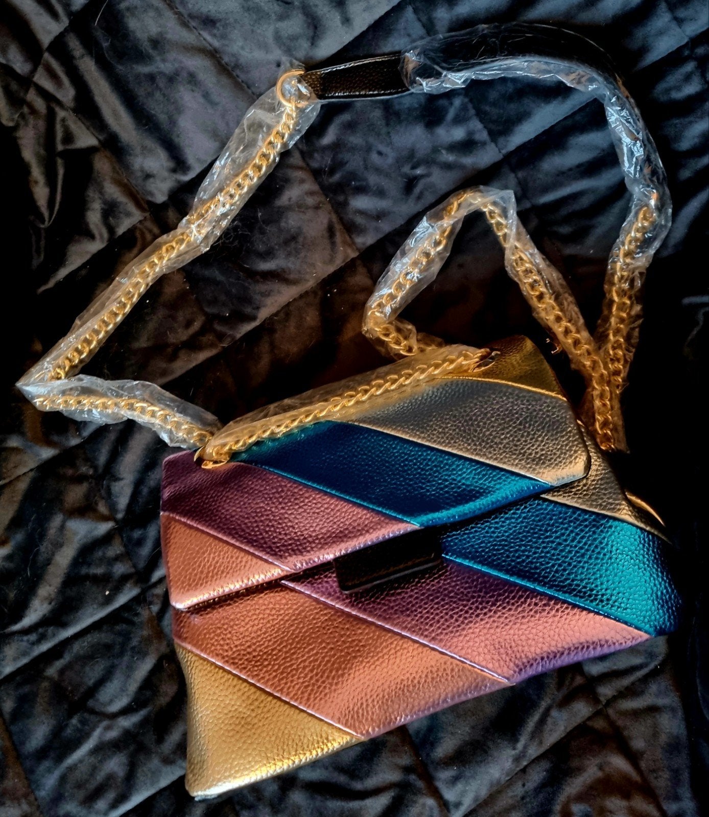 Nieuwe Regenboog Schoudertasje met Gouden Ketting, Ophalen of Verzenden, Nieuw, Overige kleuren, Schoudertasje
