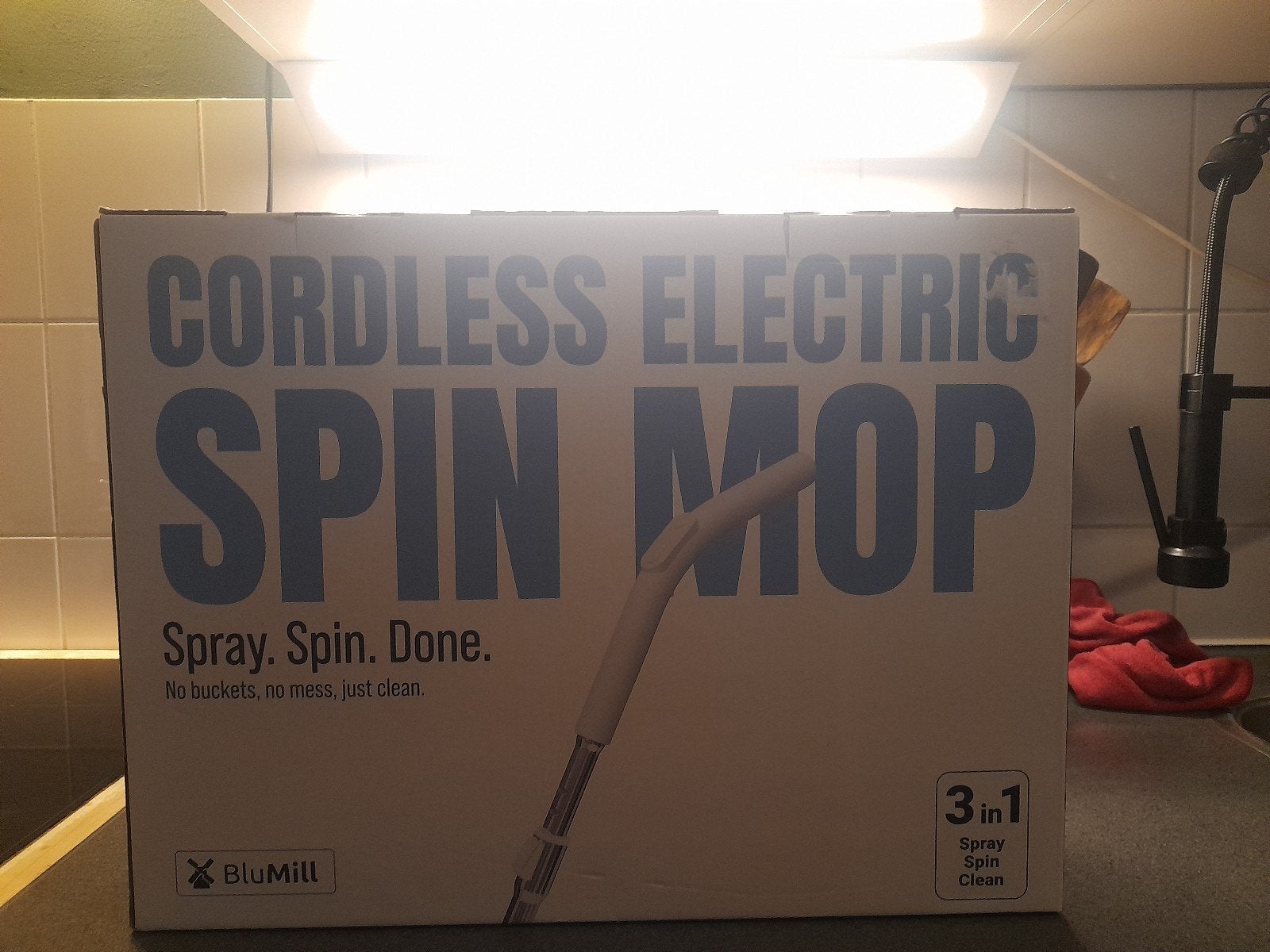 BluMill Draadloze Elektrische Spin Mop - Spray, Spin, Schoon, Ophalen of Verzenden, Mop of Dweil