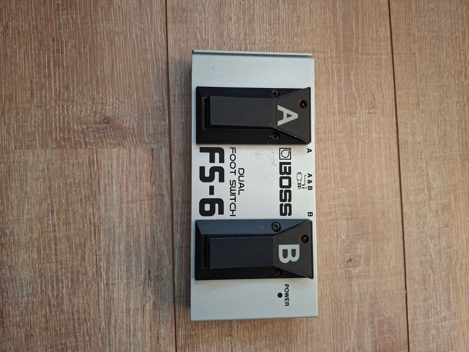 Boss FS-6 Dual Voetschakelaar, Muziek en Instrumenten, Ophalen of Verzenden, Zo goed als nieuw, Overige typen