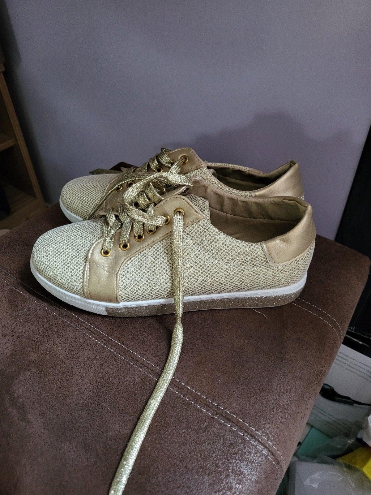 gouden glitter sneakers maat 40, Ophalen of Verzenden, Zo goed als nieuw