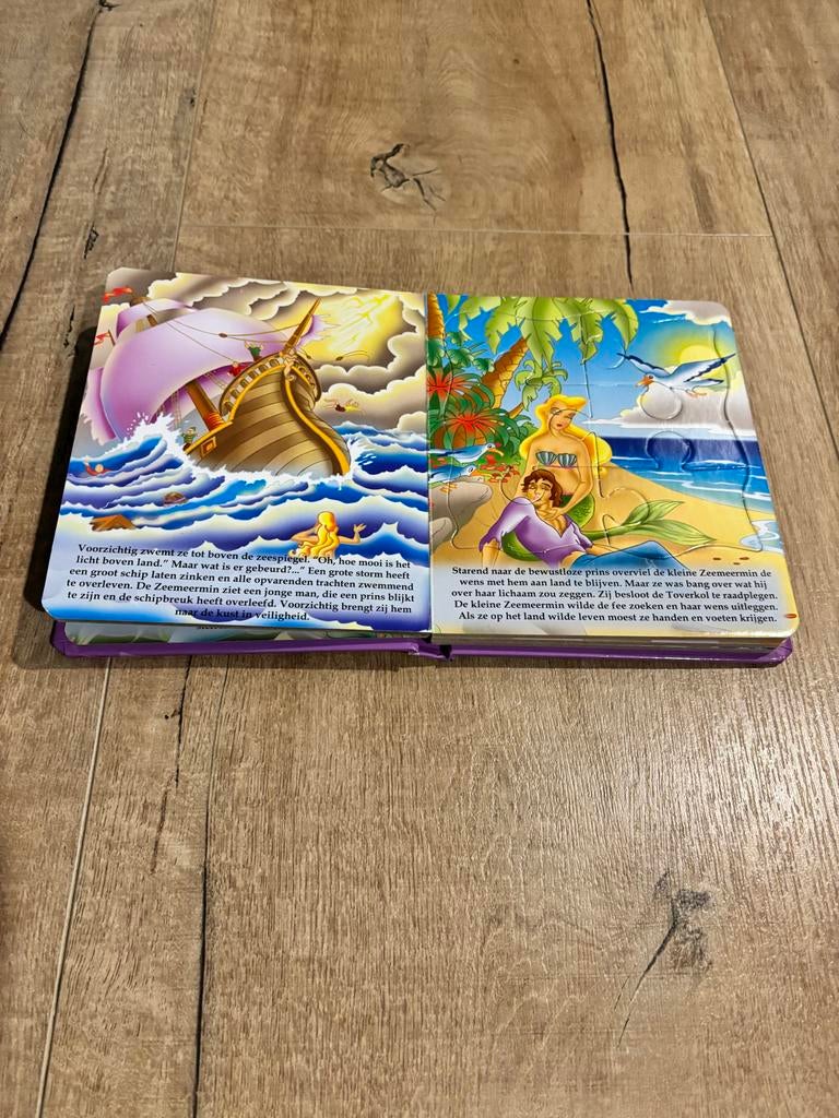 De Kleine Zeemeermin sprookjespuzzelboek met 4 puzzels, Boeken, Ophalen of Verzenden, Zo goed als nieuw