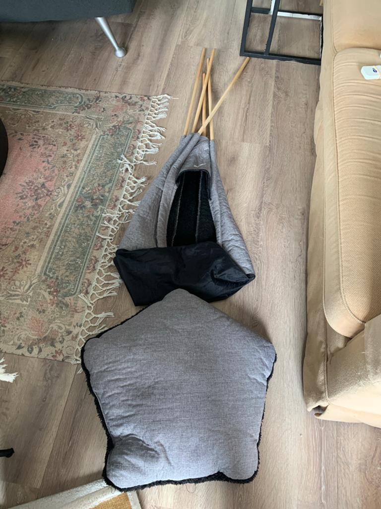 Poezen tipi tent, Ophalen of Verzenden, Zo goed als nieuw