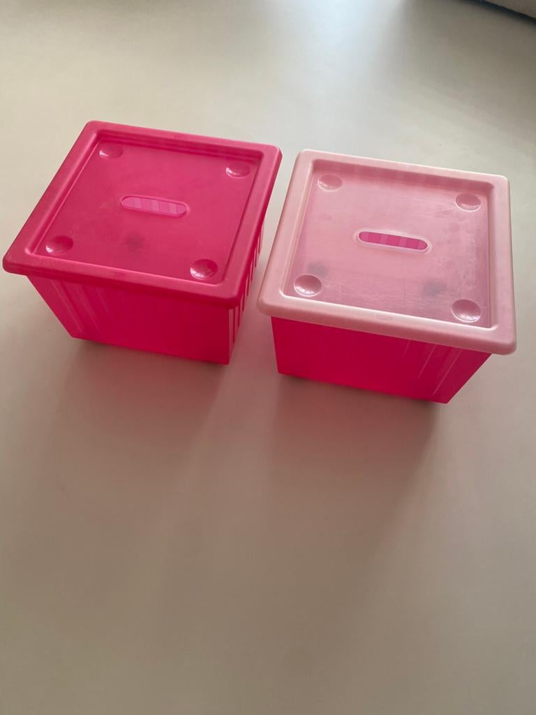 Kunststof opbergbox met deksel en wieltjes IKEA!, Gebruikt, Minder dan 50 cm, Ophalen of Verzenden, Minder dan 40 cm