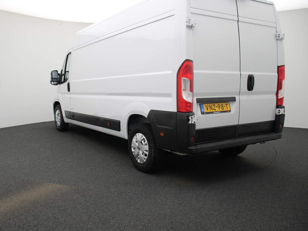 Fiat E-Ducato 3.5T L3H2 79 kWh | Navigatie | Camera | PDC |, 12 maanden, Stof, Gebruikt, Zwart