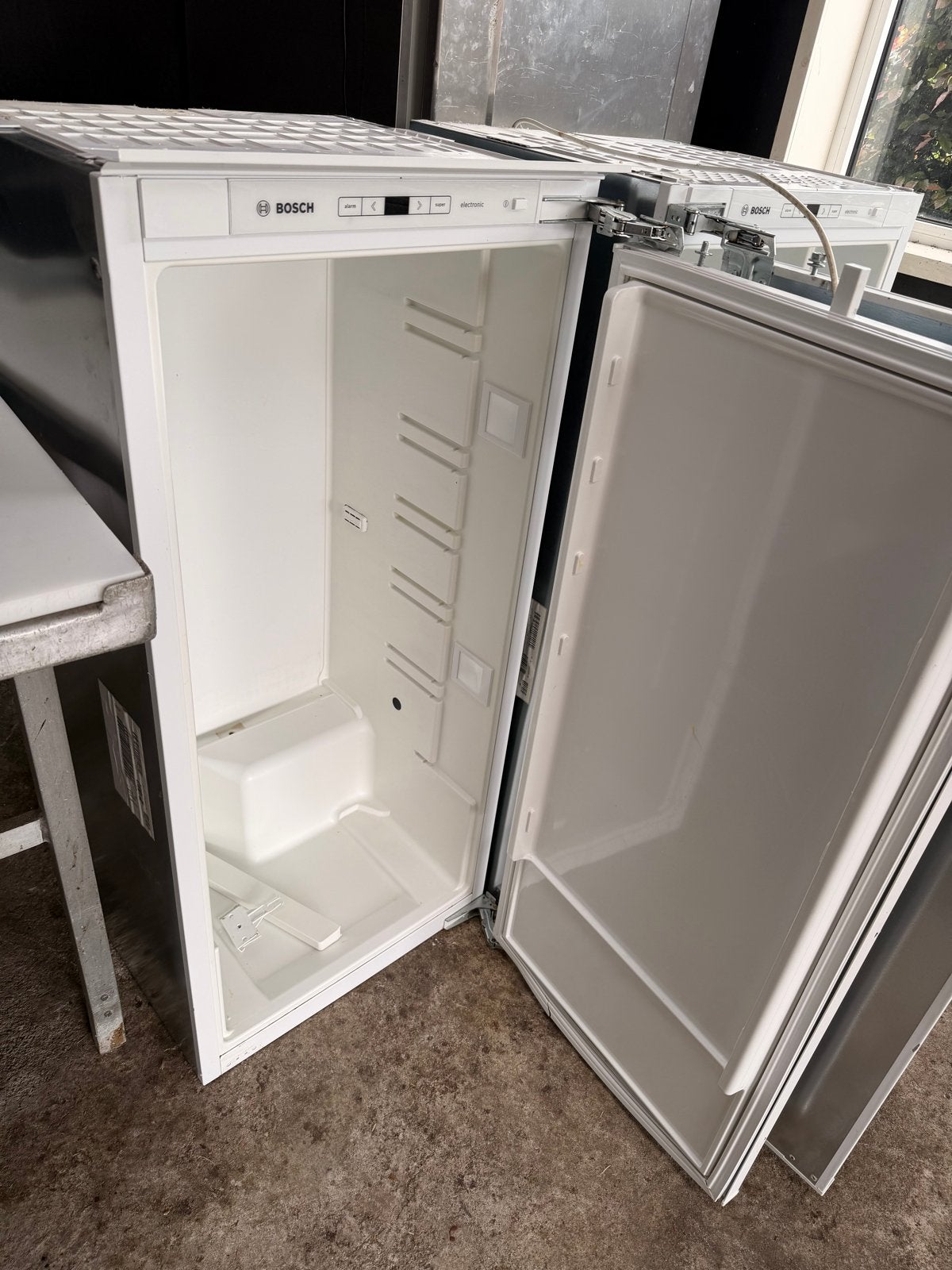 Bosch inbouw koelkast zonder vriesvak 122cm, 100 tot 150 liter, 45 tot 60 cm, Ophalen, 85 tot 120 cm