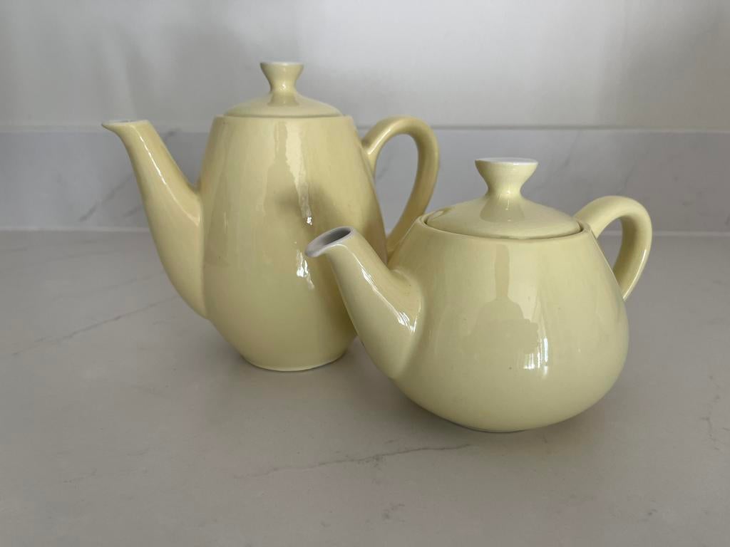 Pastel Regout, koffie- en theekannetje., Antiek en Kunst, Ophalen of Verzenden
