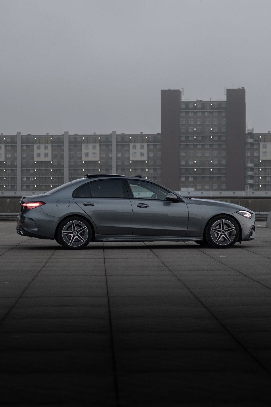 Foto 8 van Mercedes-Benz C-Klasse C300 AMG Line | Pano | 360 Camera