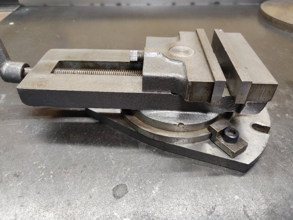 Draaibare machineklem, bankschroef, Ophalen of Verzenden, Gebruikt, Bankschroef