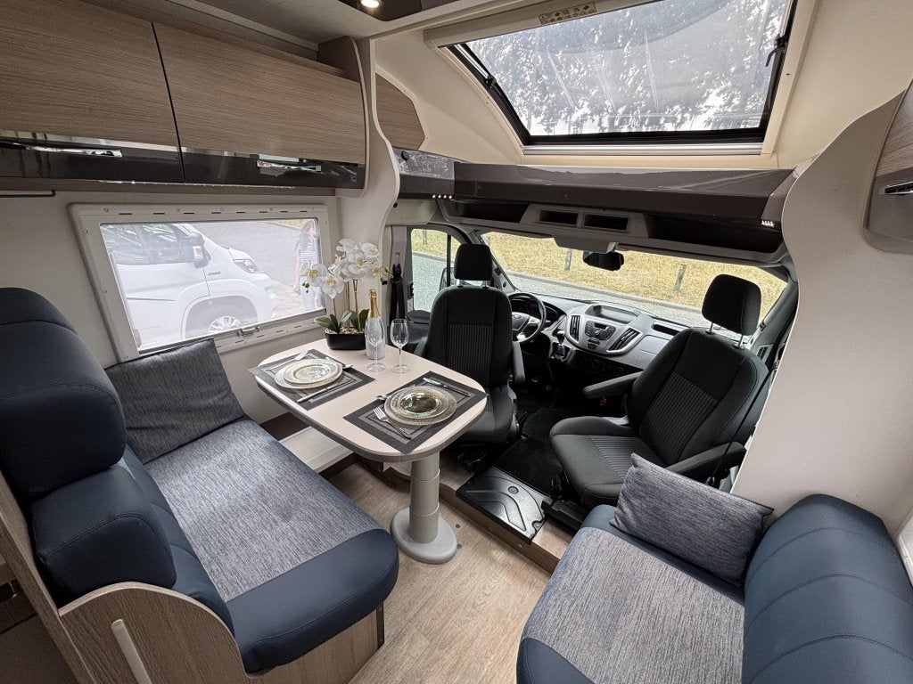 Challenger Genesis 377 EURO 6 ENKELE BEDDEN DIESELKACHEL, Ford, Bedrijf, 7 tot 8 meter, Handgeschakeld