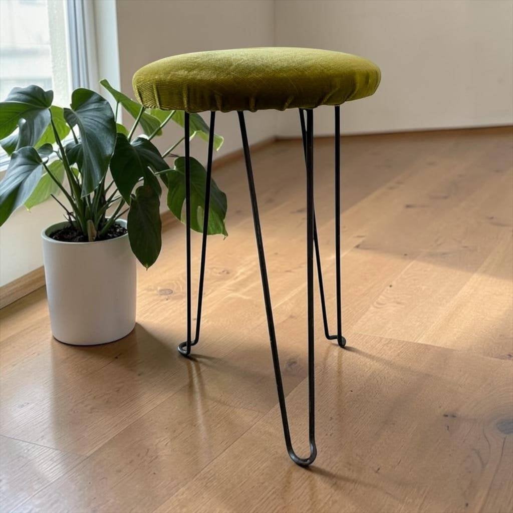 Vintage groene krukje / tabouret / stoeltje op hairpin poten, Antiek en Kunst, Ophalen