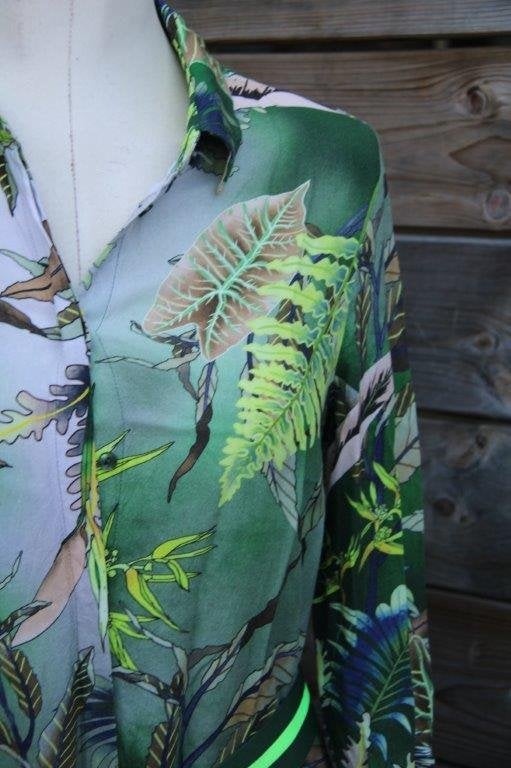 Doorknoopjurk groen Geisha mt S/36 Vaste prijs AANBIEDING, Kleding | Dames, Jurken, Geisha, Ophalen of Verzenden, Zo goed als nieuw