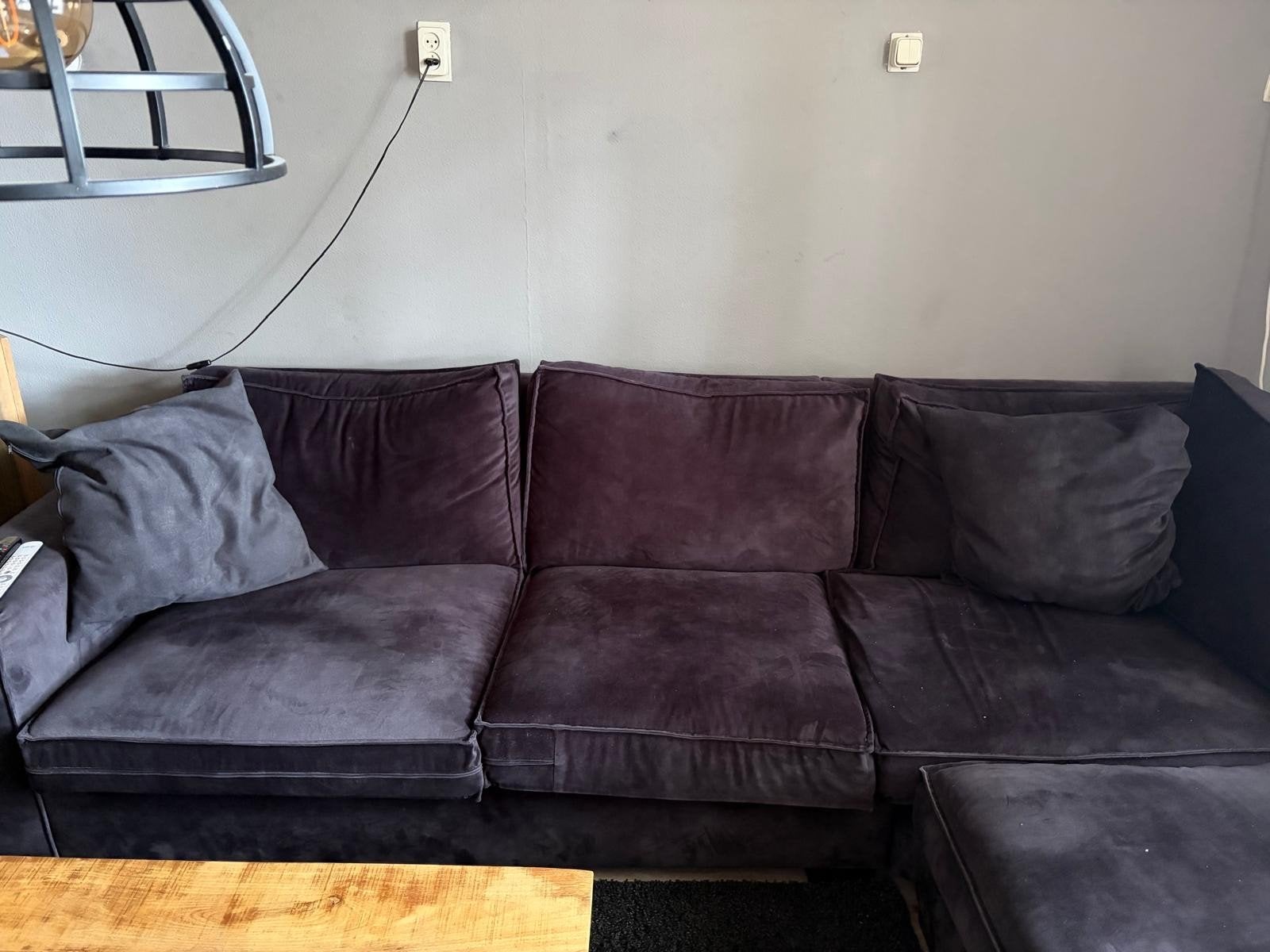 Zeer nette antraciete hoekbank(urban sofa), Huis en Inrichting, Ophalen, 250 tot 300 cm, Gebruikt, Modern en comfortabel
