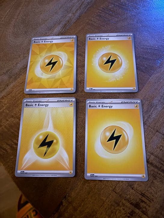 4 stuks Pokémon Basic Energy Kaarten - Bliksem Energie, Ophalen of Verzenden, Gebruikt, Meerdere kaarten