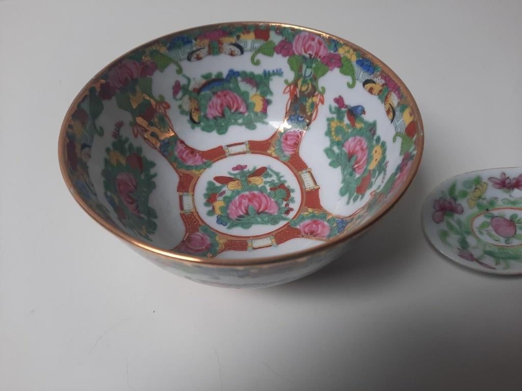 Rijstkom Famille Rose Medaillon, Antiek en Kunst, Kunst | Niet-Westerse kunst, Ophalen of Verzenden