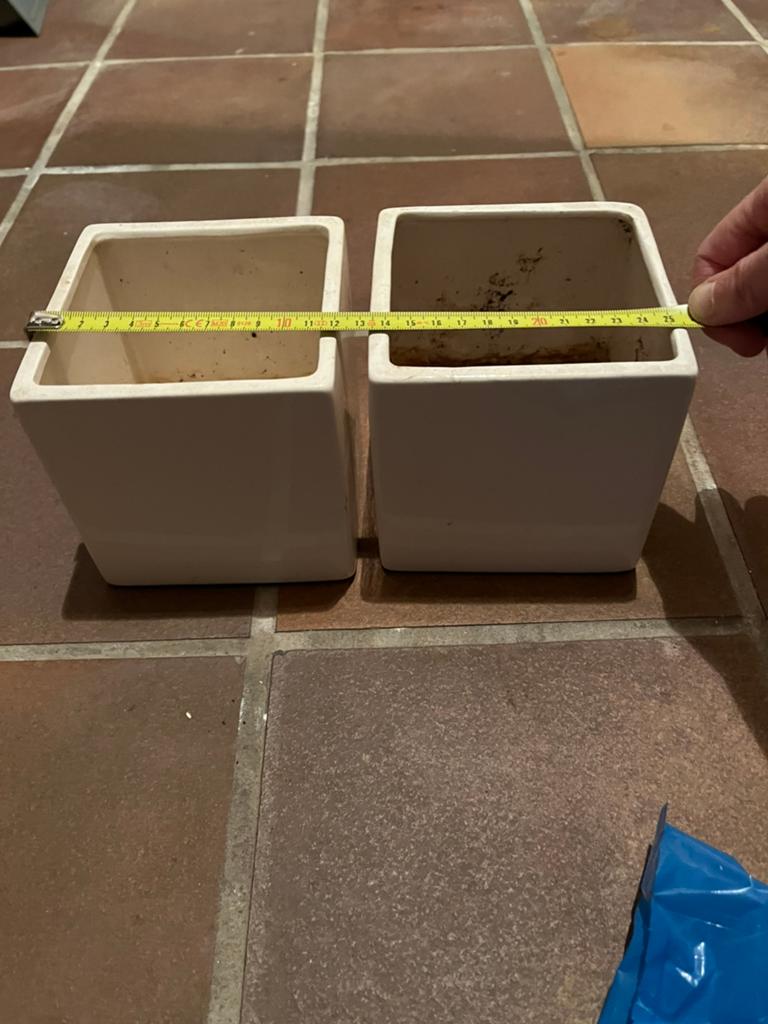 Set 2 bloempotjes vierkant wit, Ophalen, Vierkant, Binnen, Zo goed als nieuw