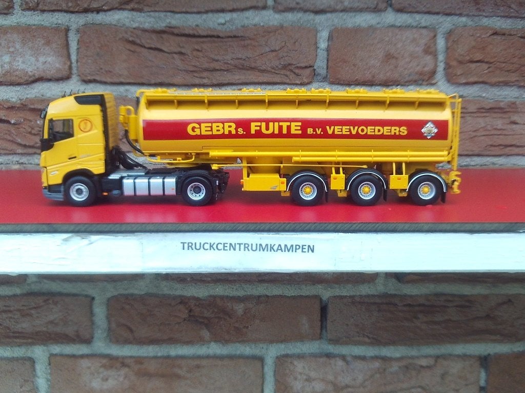WSI  Volvo  FH5  Globetrotter  van  Gebr.  Fuite., Ophalen of Verzenden, Nieuw, Bus of Vrachtwagen, Wsi