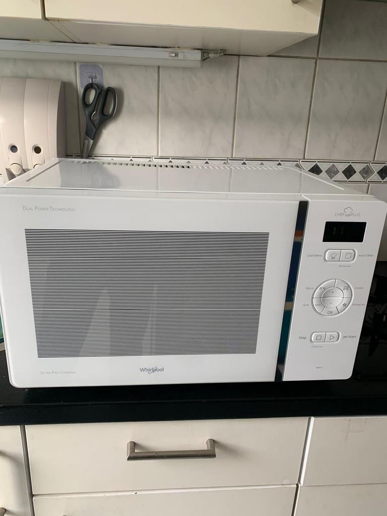 Whirlpool combimagnetron, Ophalen of Verzenden, Zo goed als nieuw, Grill, Draaiplateau