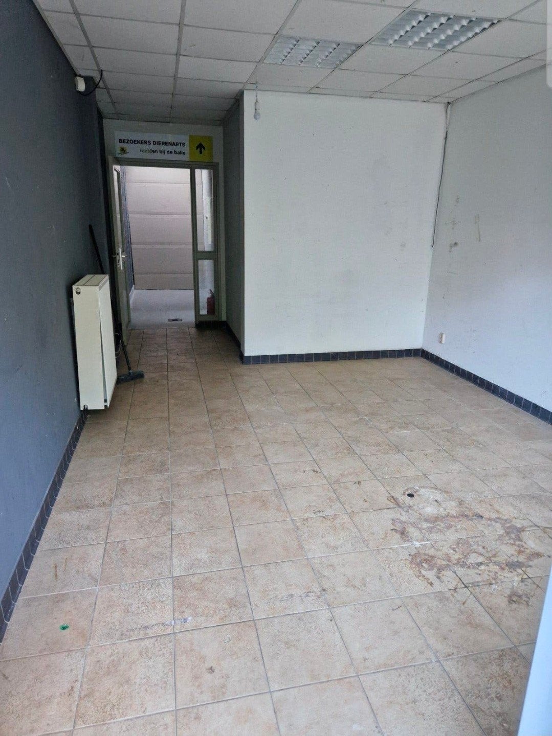 100m2 €400p/m opslag te huur Eindhoven, Opslag