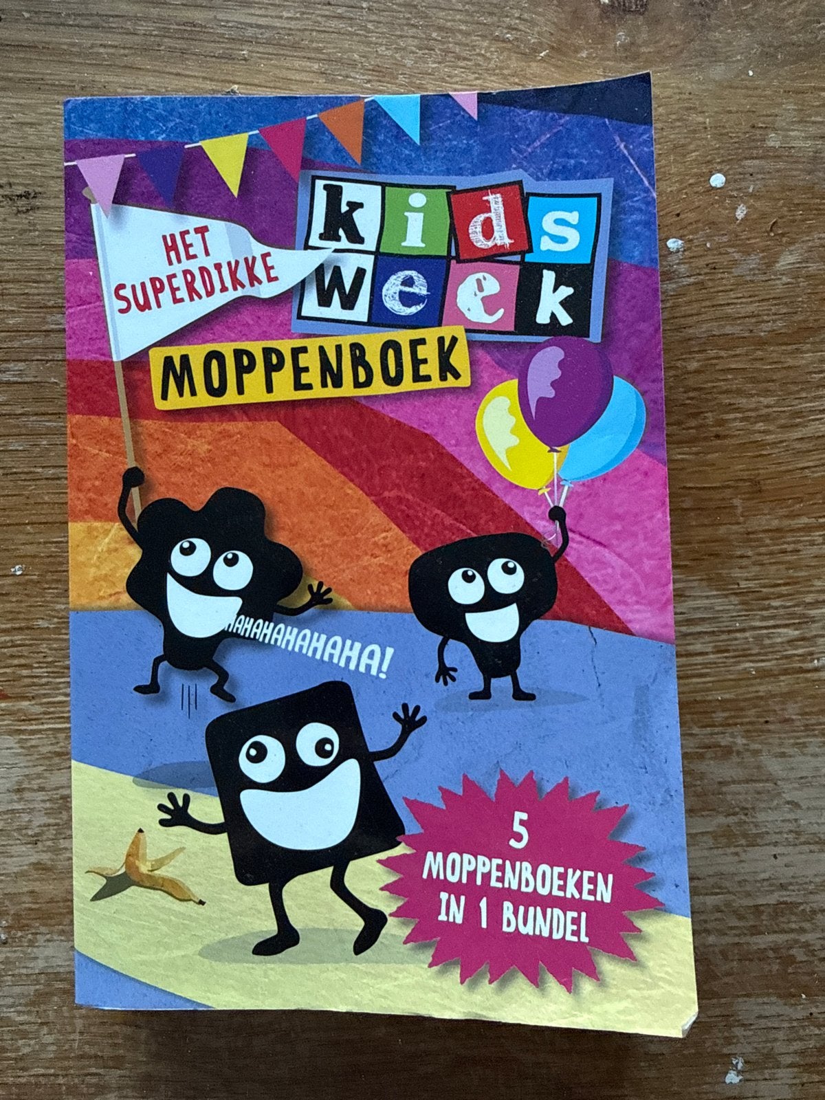 Kidsweek Het Superdikke Moppenboek - 5 Moppenboeken in 1, Ophalen of Verzenden, Gelezen, Fictie