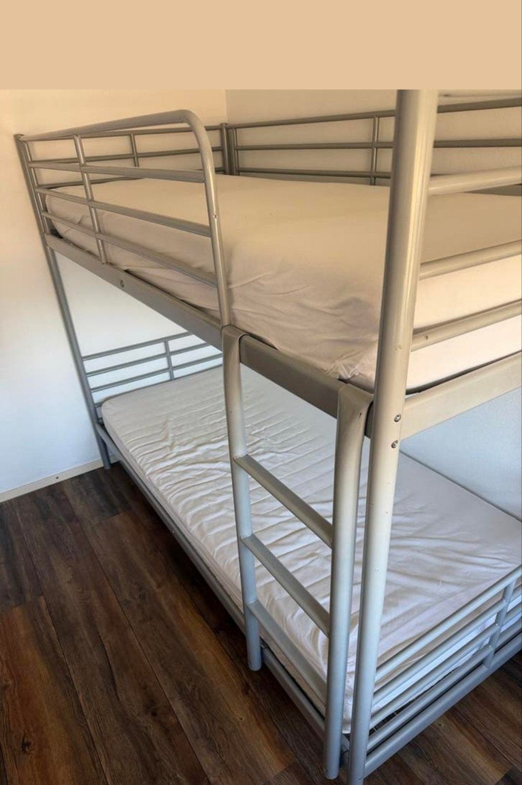 IKEA Svärta Stapelbed - Grijs metaal, Ophalen, Gebruikt, 90 cm, Eenpersoons