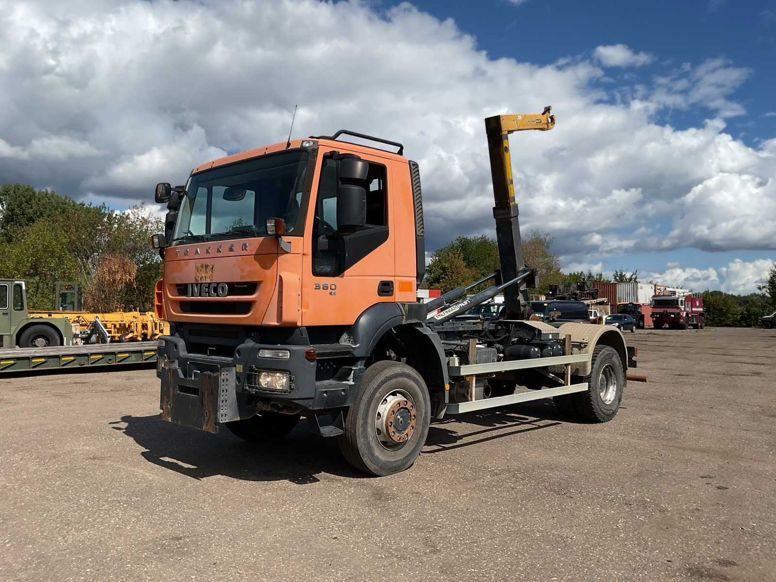 Iveco Trakker 360 Vrachtwagen, Auto's, Vrachtwagens, Iveco, Overige brandstoffen, Bedrijf, Te koop