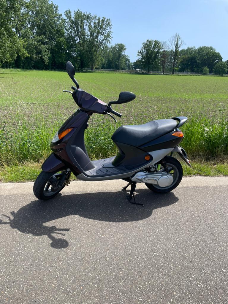 Peugeot vivacity 70cc, Tweetakt, Ophalen of Verzenden, Zo goed als nieuw, Peugeot