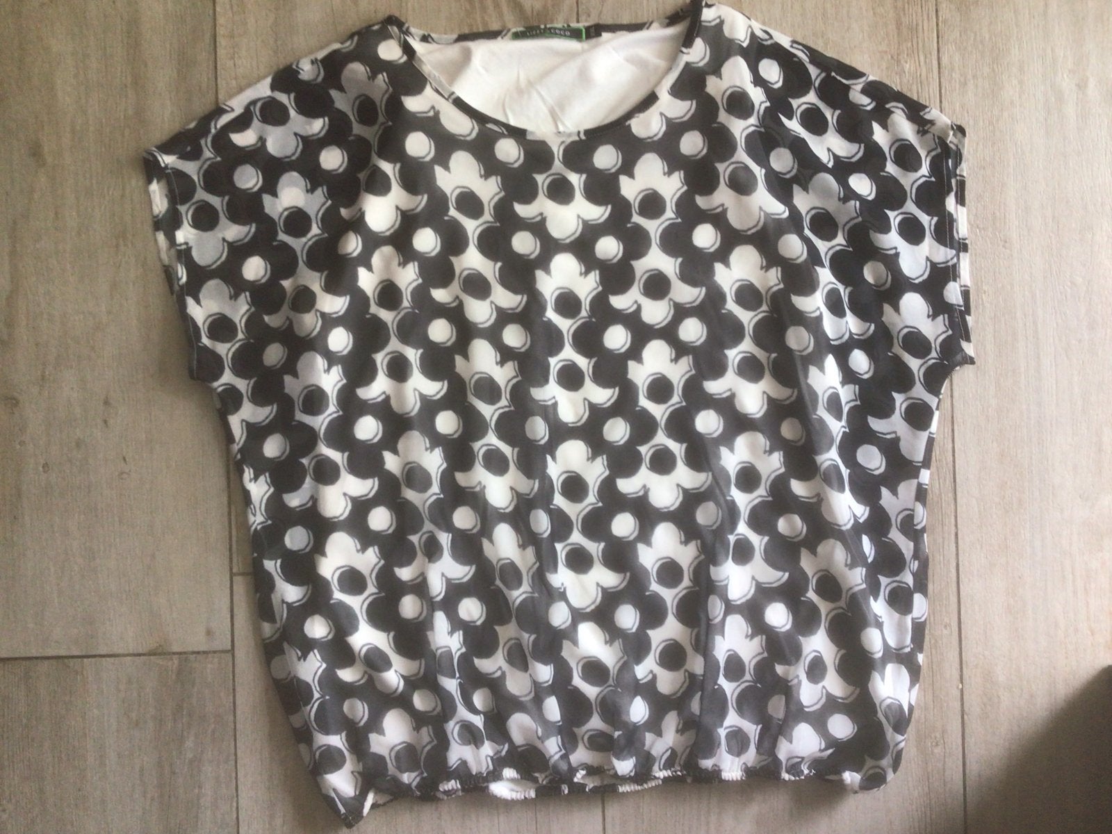 Lizzy & Coco top XXL zwart/wit transparant met voering, Kleding | Dames, Zwart, Maat 46/48 (XL) of groter, Ophalen of Verzenden