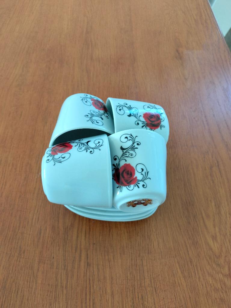 Coffee set, Ophalen of Verzenden, Zo goed als nieuw, Overige stijlen, Compleet servies