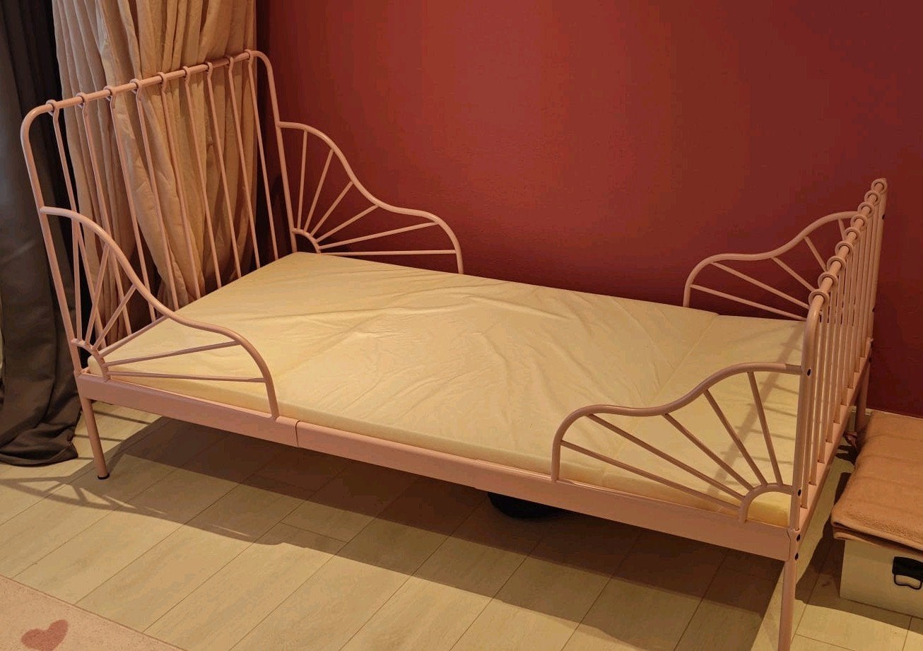Roze meegroeibed (IKEA Minnen), Ophalen, Gebruikt, 70 tot 85 cm, Lattenbodem