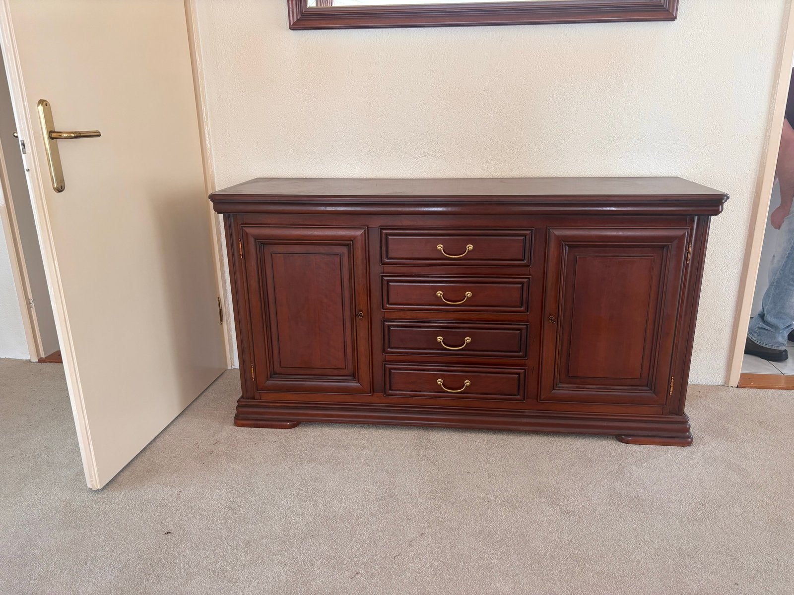 Klassiek dressoir met lades + deuren en bijbehorende spiegel, Huis en Inrichting, Kasten | Dressoirs, Gebruikt, 150 tot 200 cm