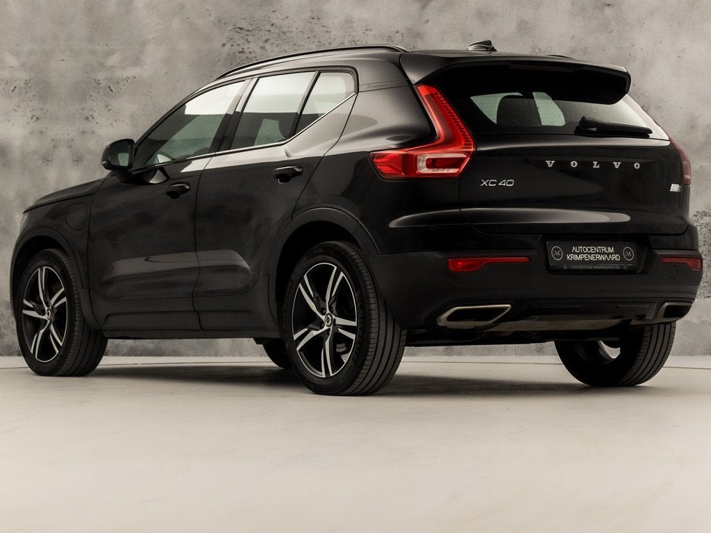 Volvo XC40 1.5 T5 Twin Engine R-Design 262Pk Automaat (PANOR, Auto's, 12 maanden, Gebruikt, 1712 kg, Zwart