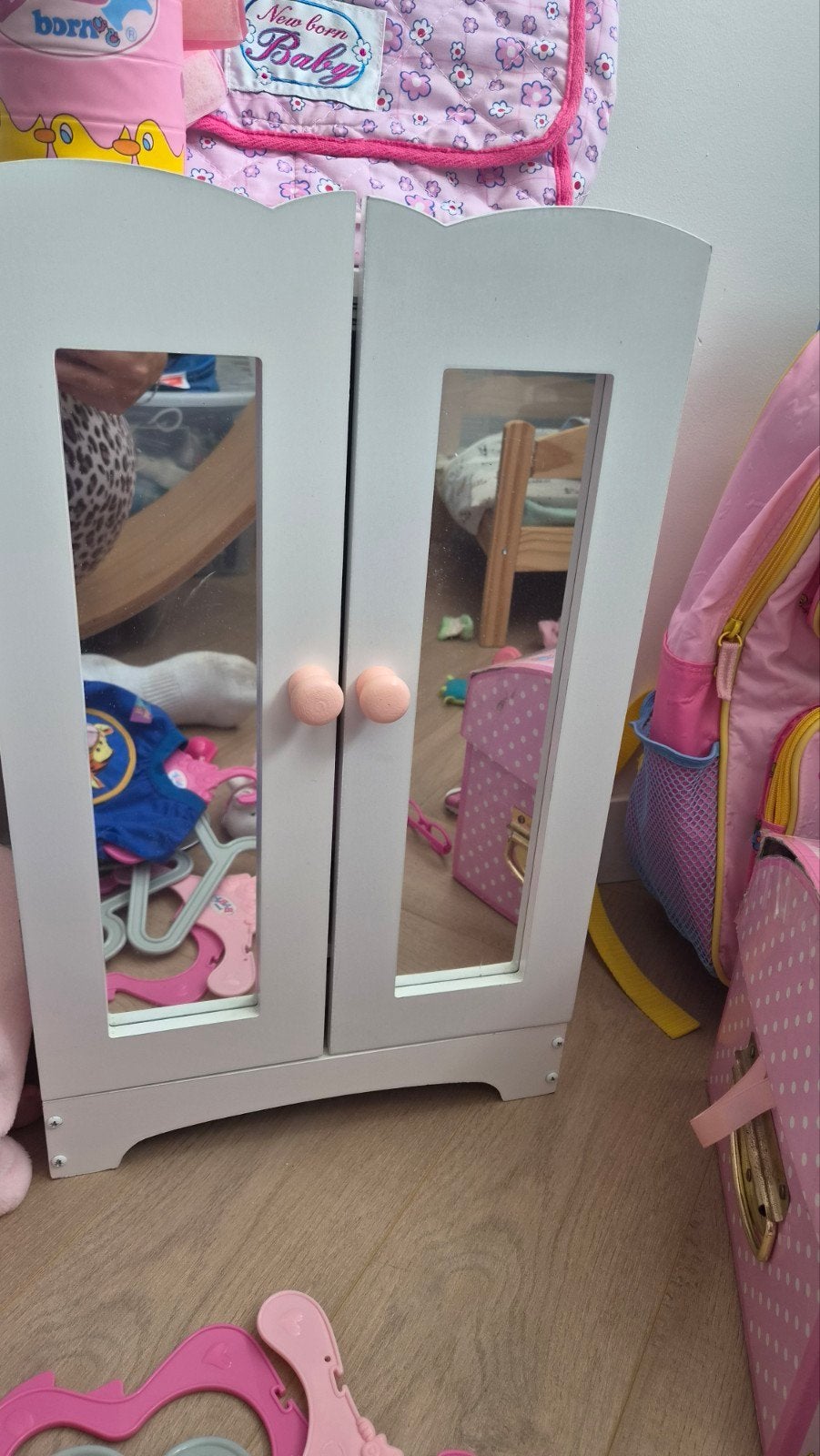 Foto 6 van Grote Baby Born set: pop, kleding, meubels en accessoires