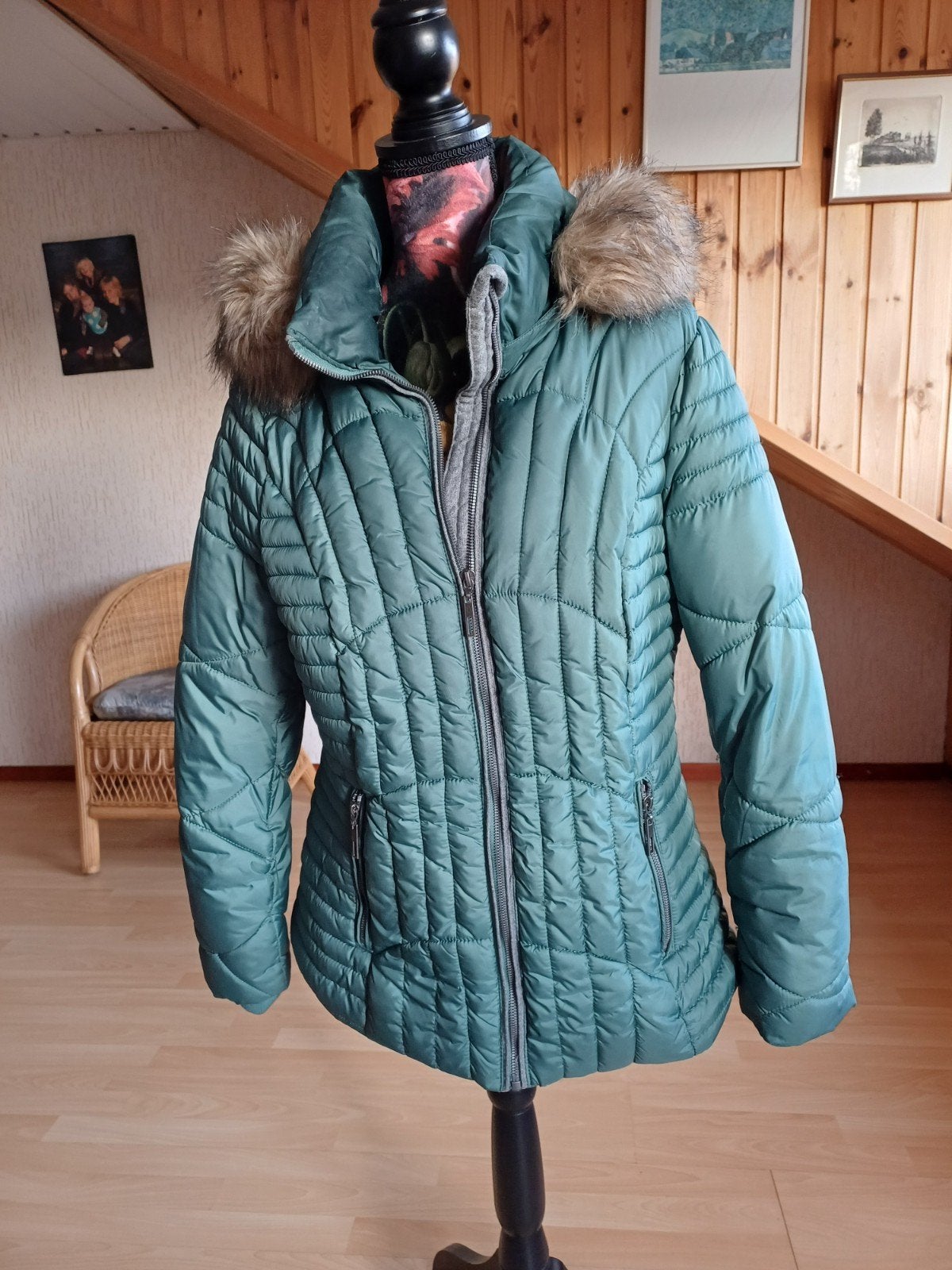Stijlvolle Groene Winterjas met Bontkraag - Maat M, Verzenden, Maat 42/44 (L), Zo goed als nieuw, Miss Etam